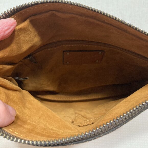 EUC Patricia Nash Apricot Orange Leather Wristlet - Picture 9 of 10